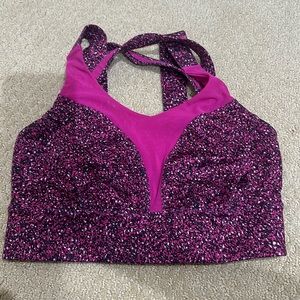 Lululemon sports bra